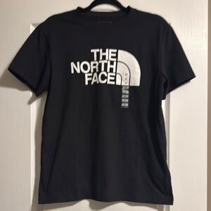 NWT The North Face Black T-Shirt
